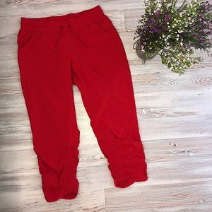 Athleta Low Rise Capri